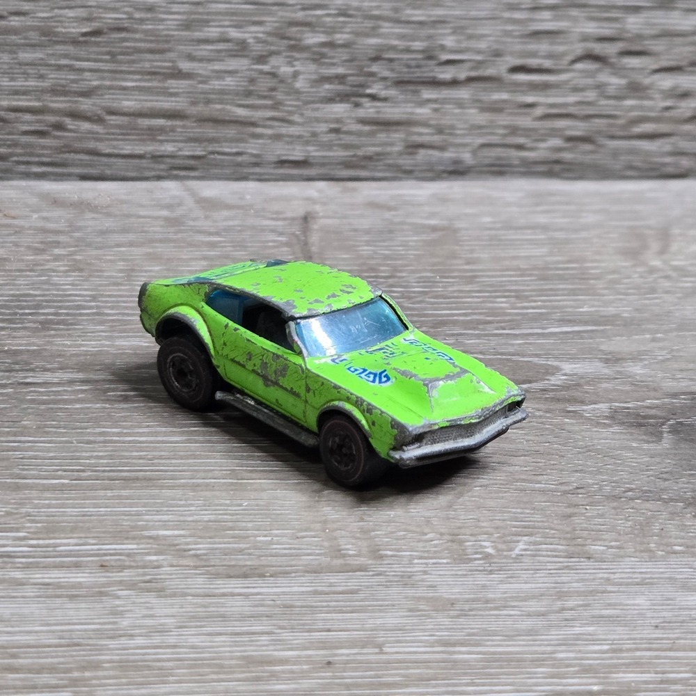 Hot Wheels Mighty Maverick Car Unisex 1:64 Light Green Redline Enamel Tested